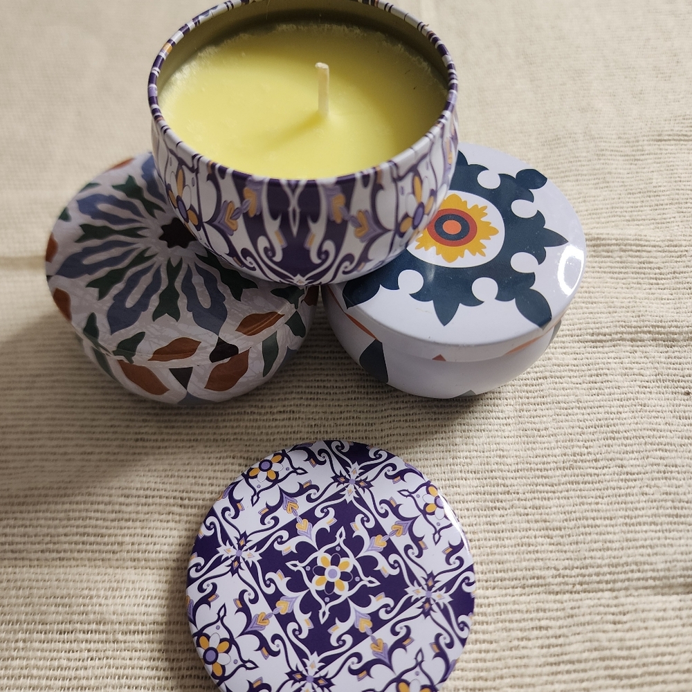 Unlisted mini sented candles